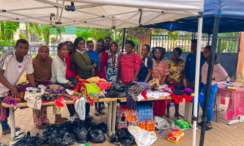 she thrive outreach group picture